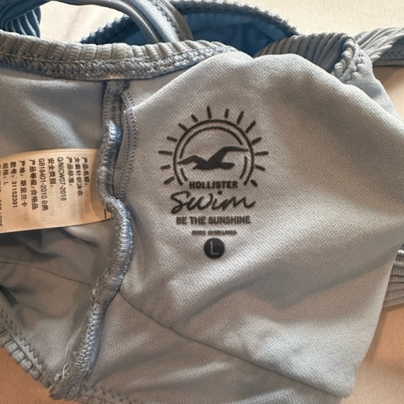 Hollister blue swim bikini top - Picture 3 of 3